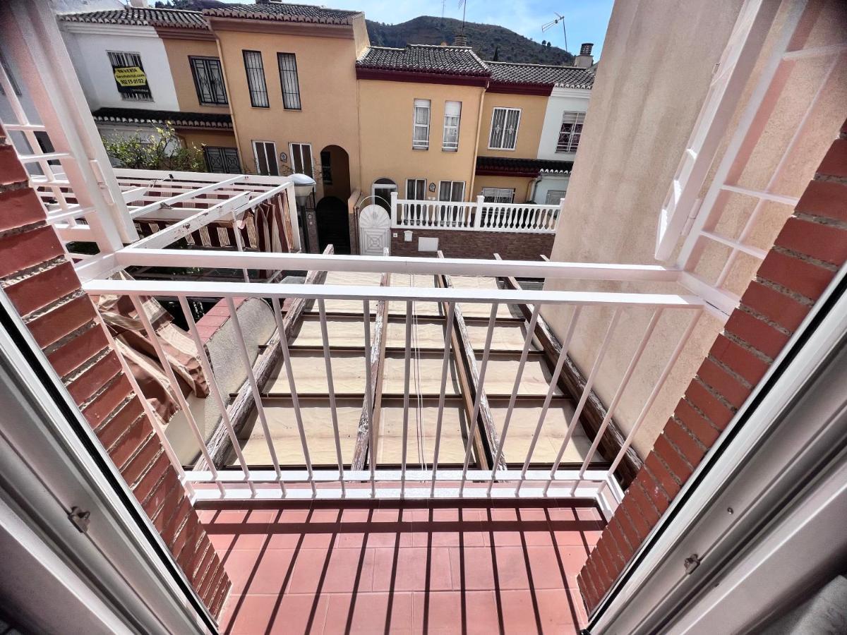 Apartmán Casa Ideal Familias Y Grupos Con Balcones Exterior Soleada Patios Cerca Alhambra, Sierra Nevada, Rio Genil, Lancha Del Genil, Parque Llano Y Reloj Del Sol Con Barbacoas, Campo De Futbol, Circuito Gimnasia Granada Exteriér fotografie