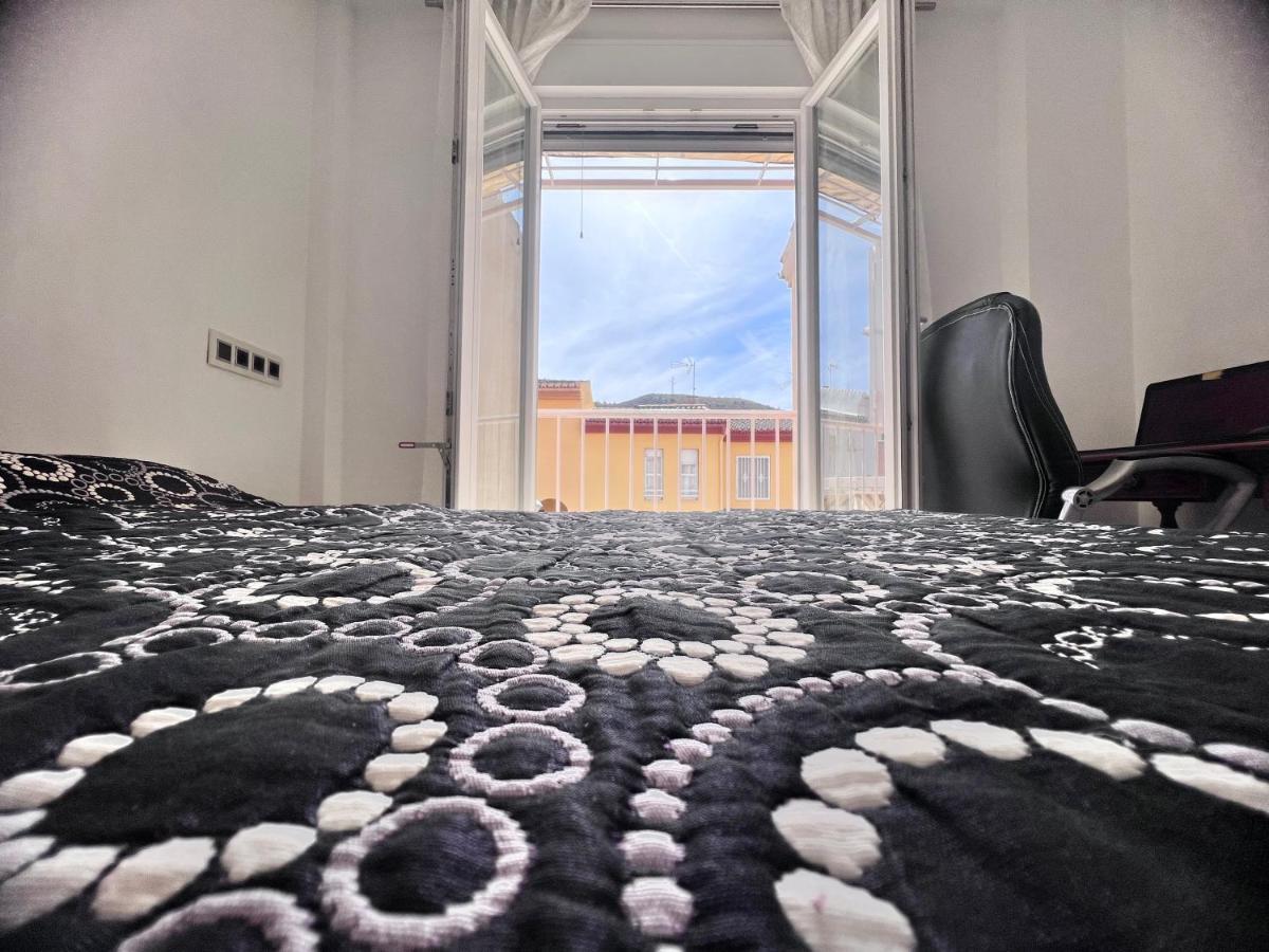 Apartmán Casa Ideal Familias Y Grupos Con Balcones Exterior Soleada Patios Cerca Alhambra, Sierra Nevada, Rio Genil, Lancha Del Genil, Parque Llano Y Reloj Del Sol Con Barbacoas, Campo De Futbol, Circuito Gimnasia Granada Exteriér fotografie