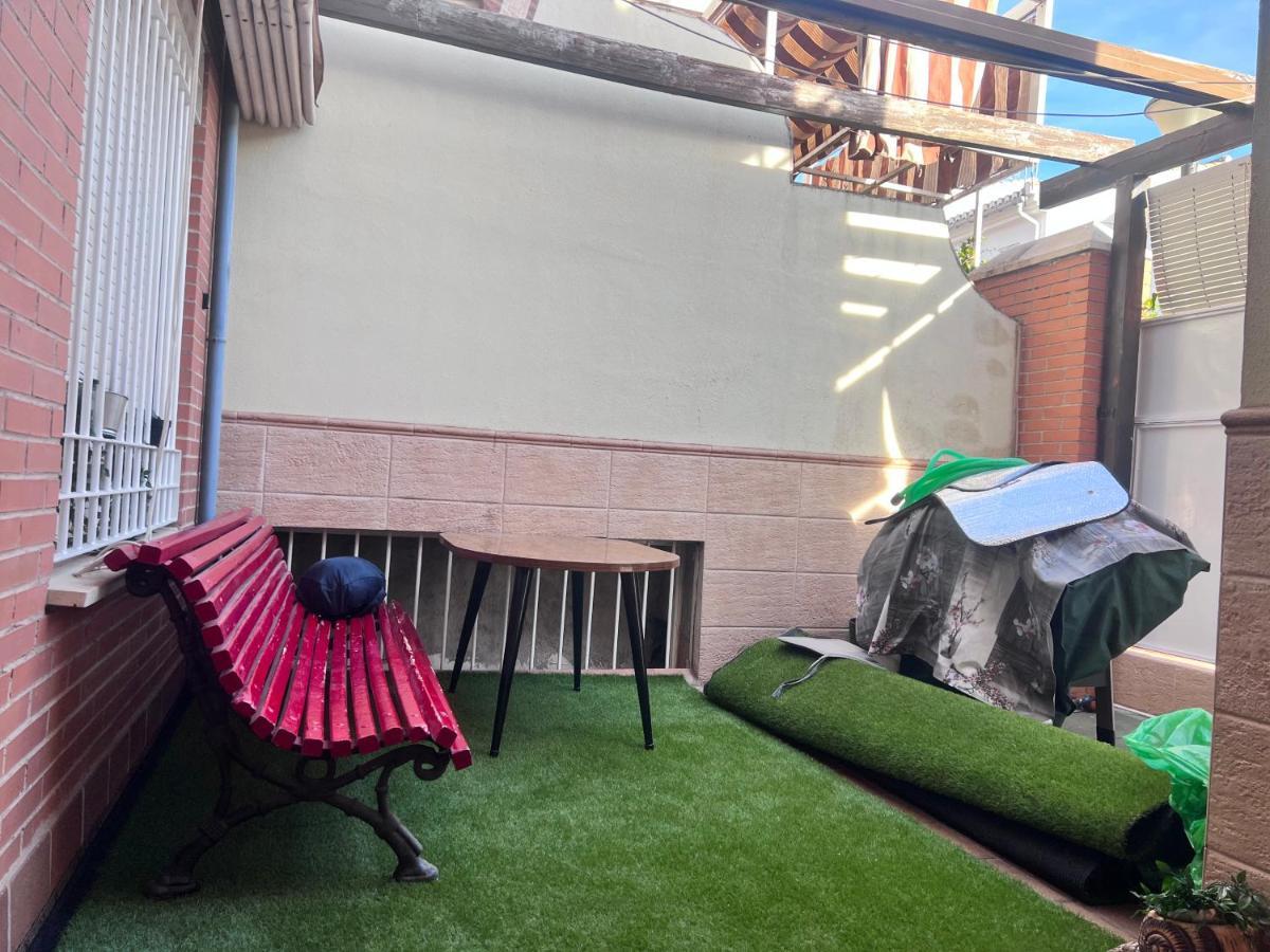 Apartmán Casa Ideal Familias Y Grupos Con Balcones Exterior Soleada Patios Cerca Alhambra, Sierra Nevada, Rio Genil, Lancha Del Genil, Parque Llano Y Reloj Del Sol Con Barbacoas, Campo De Futbol, Circuito Gimnasia Granada Exteriér fotografie