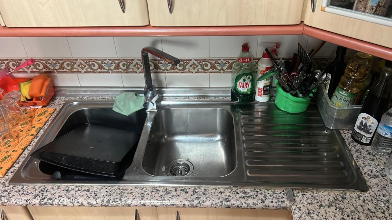 Apartmán Casa Ideal Familias Y Grupos Con Balcones Exterior Soleada Patios Cerca Alhambra, Sierra Nevada, Rio Genil, Lancha Del Genil, Parque Llano Y Reloj Del Sol Con Barbacoas, Campo De Futbol, Circuito Gimnasia Granada Exteriér fotografie