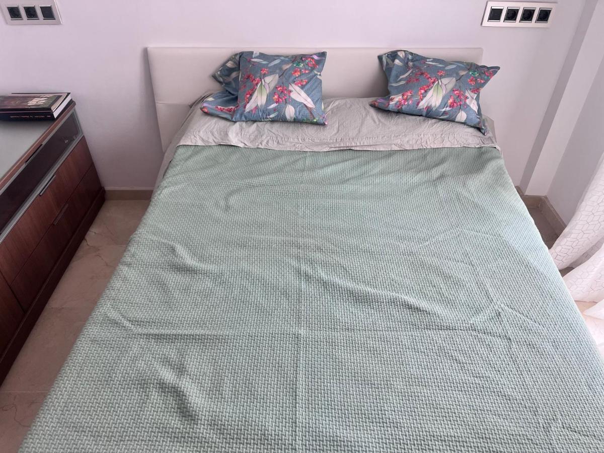 Apartmán Casa Ideal Familias Y Grupos Con Balcones Exterior Soleada Patios Cerca Alhambra, Sierra Nevada, Rio Genil, Lancha Del Genil, Parque Llano Y Reloj Del Sol Con Barbacoas, Campo De Futbol, Circuito Gimnasia Granada Exteriér fotografie