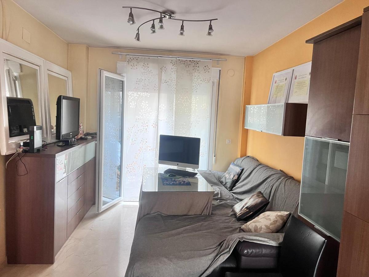 Apartmán Casa Ideal Familias Y Grupos Con Balcones Exterior Soleada Patios Cerca Alhambra, Sierra Nevada, Rio Genil, Lancha Del Genil, Parque Llano Y Reloj Del Sol Con Barbacoas, Campo De Futbol, Circuito Gimnasia Granada Exteriér fotografie