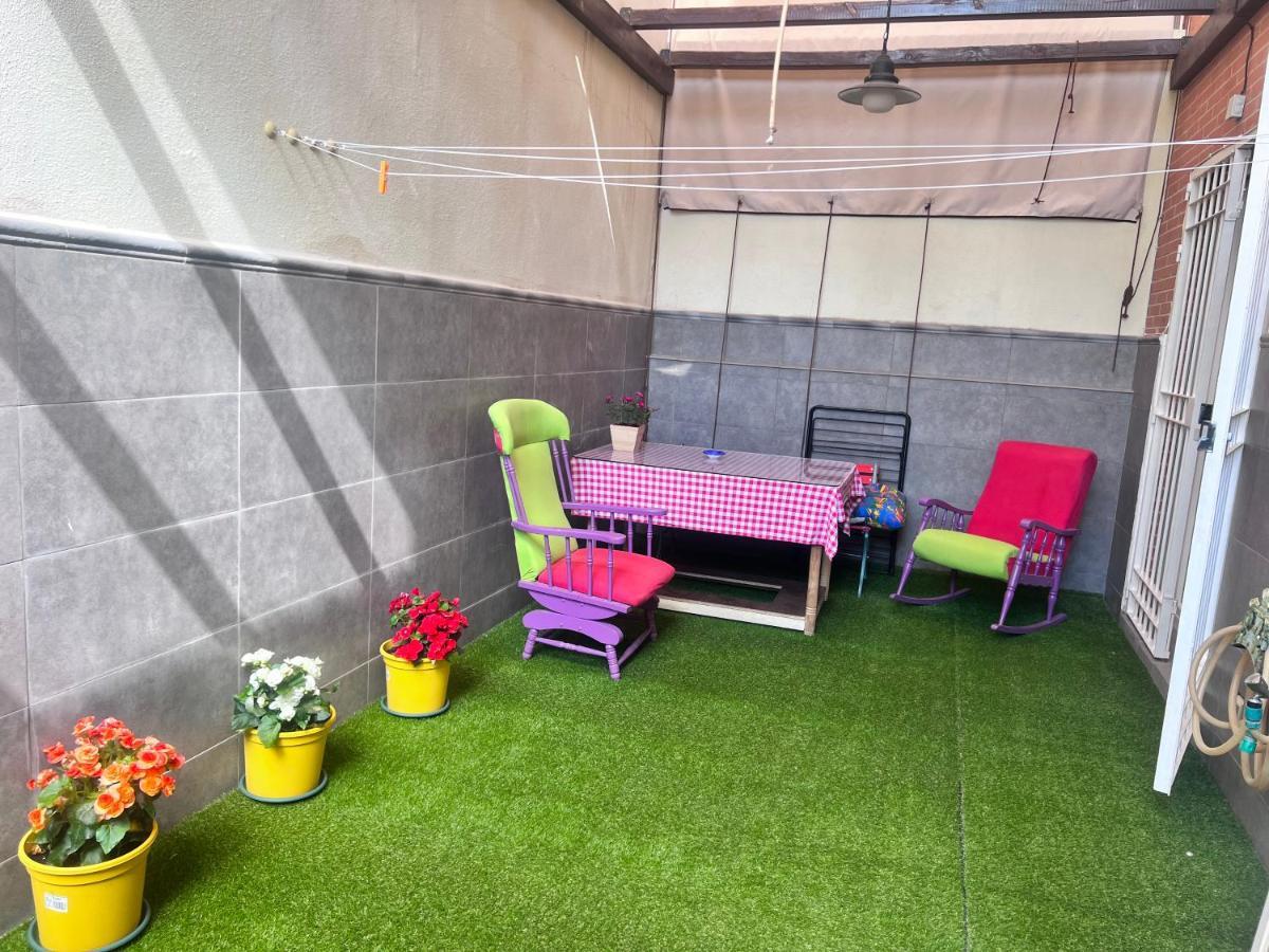 Apartmán Casa Ideal Familias Y Grupos Con Balcones Exterior Soleada Patios Cerca Alhambra, Sierra Nevada, Rio Genil, Lancha Del Genil, Parque Llano Y Reloj Del Sol Con Barbacoas, Campo De Futbol, Circuito Gimnasia Granada Exteriér fotografie